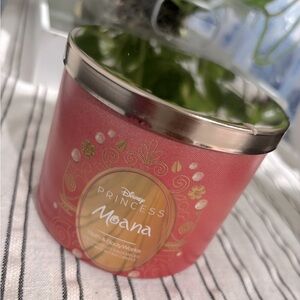 Moana Scented Candle - B&BW Collection